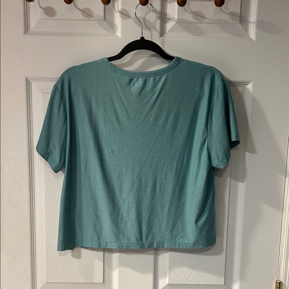 3 Old Navy Women's Cropped Short Sleeve Tees - Gray, Lavender, Green - Picture 11 of 13
